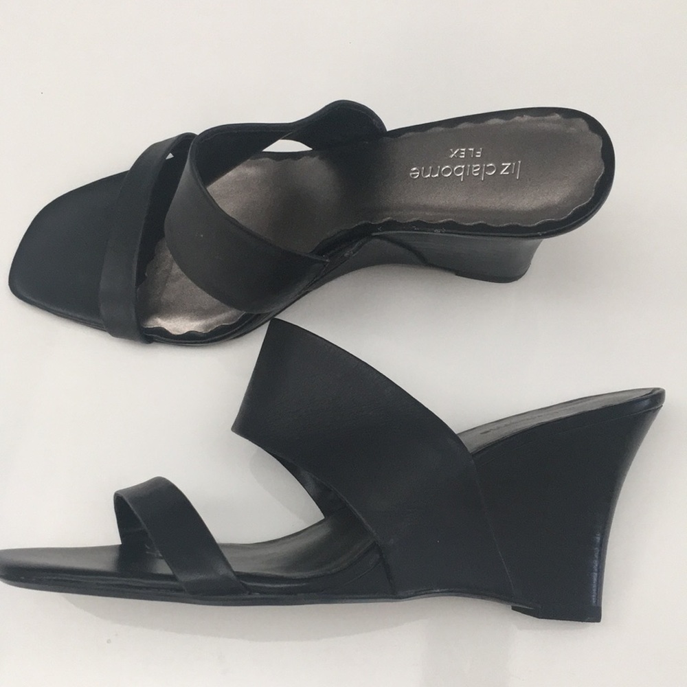 Liz Claiborne Black Leather Wedges